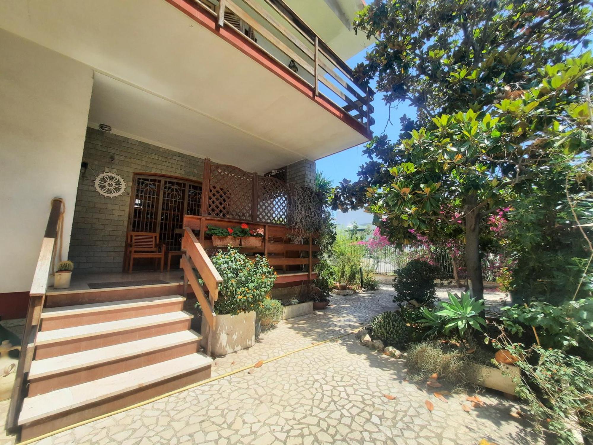 Residenza Nisio Bari Exterior foto